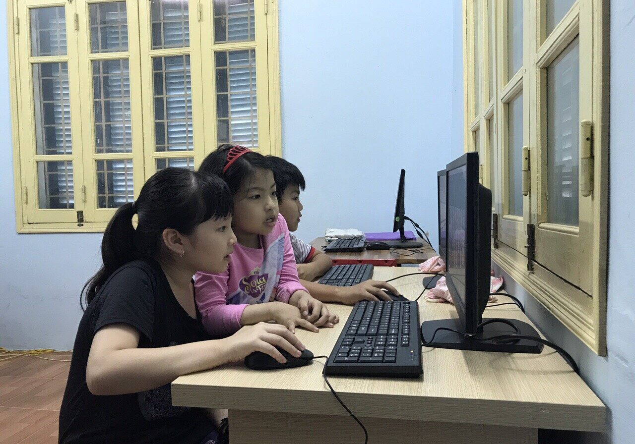 Children In Dong Da Orphanage Are Learning Online